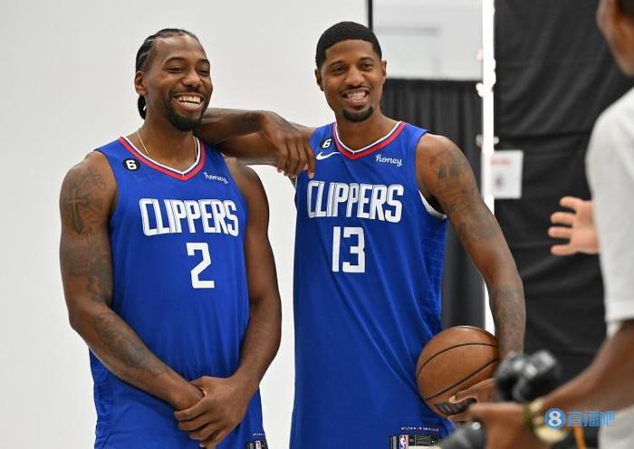  乔治复出24分，快船轻取开拓者  