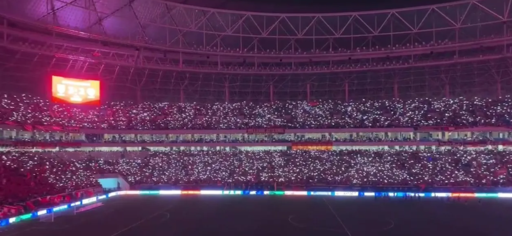  摩纳哥主场灯光故障 比赛中断半小时创尴尬纪录  